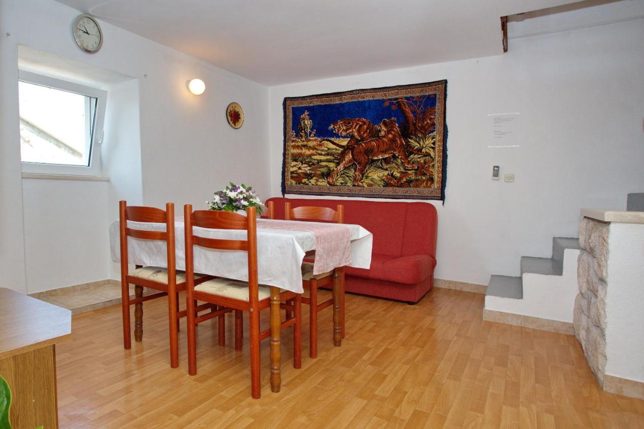 Вилла House Tina Омиш Экстерьер фото